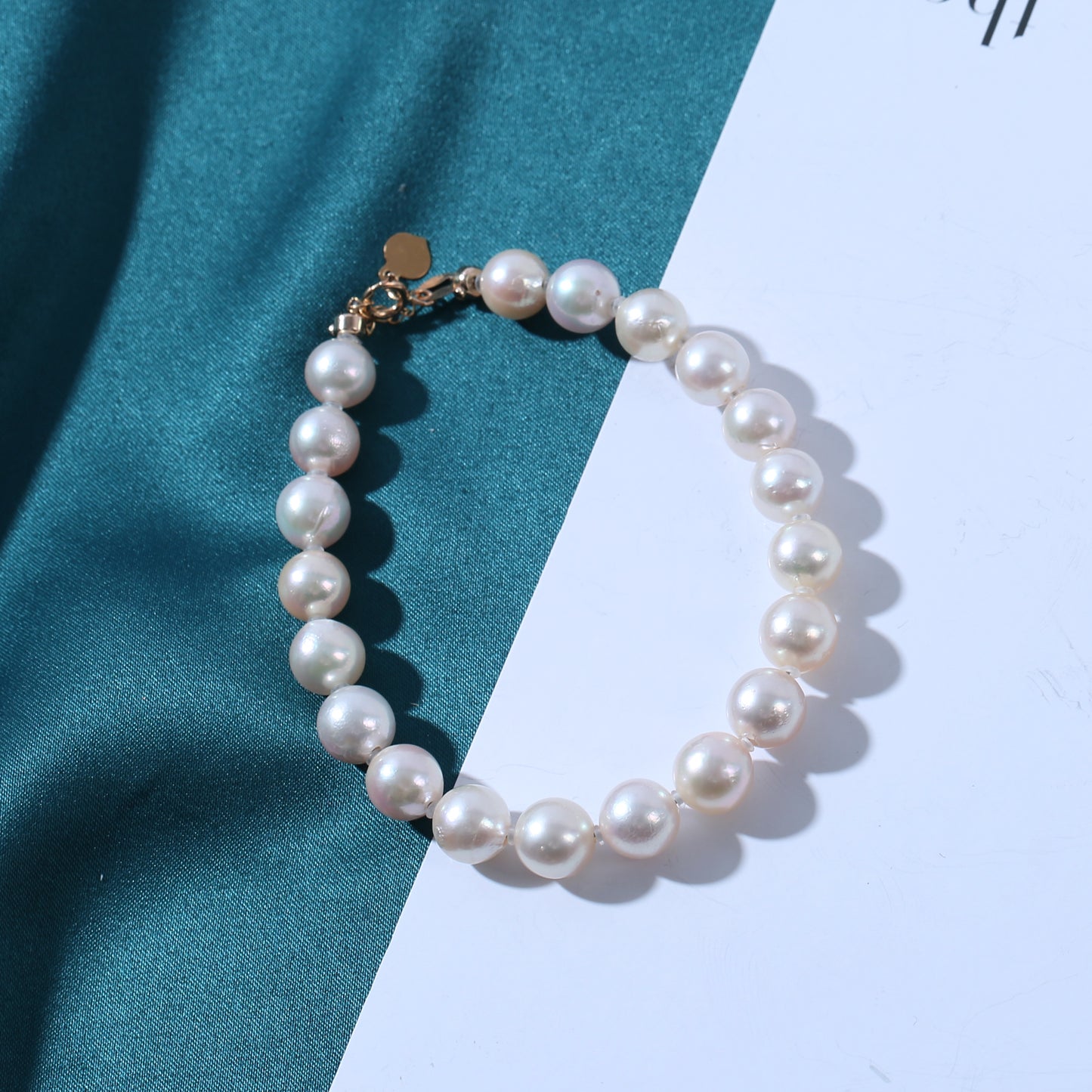 18K Akoya Bracelet