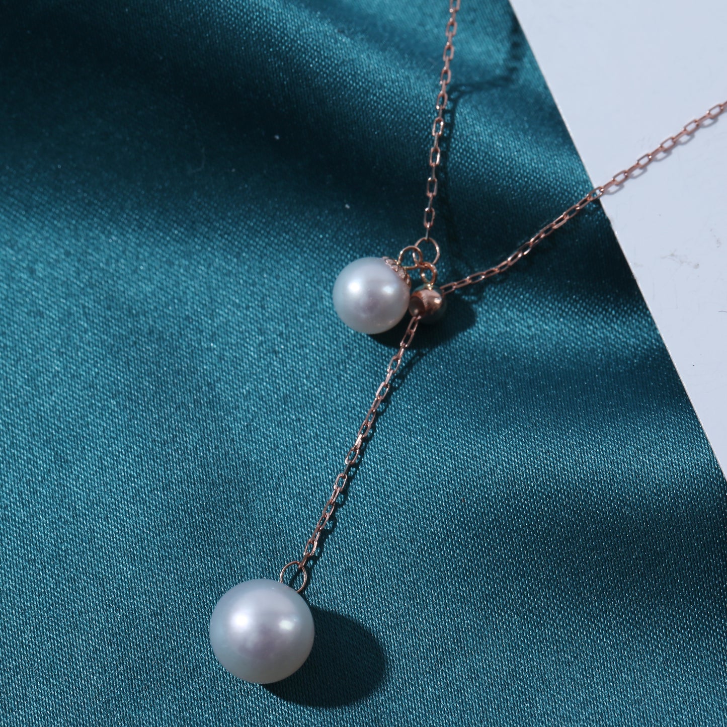18K Gold Akoya Twin Pearl Y-Necklace β Adjustable Elegance