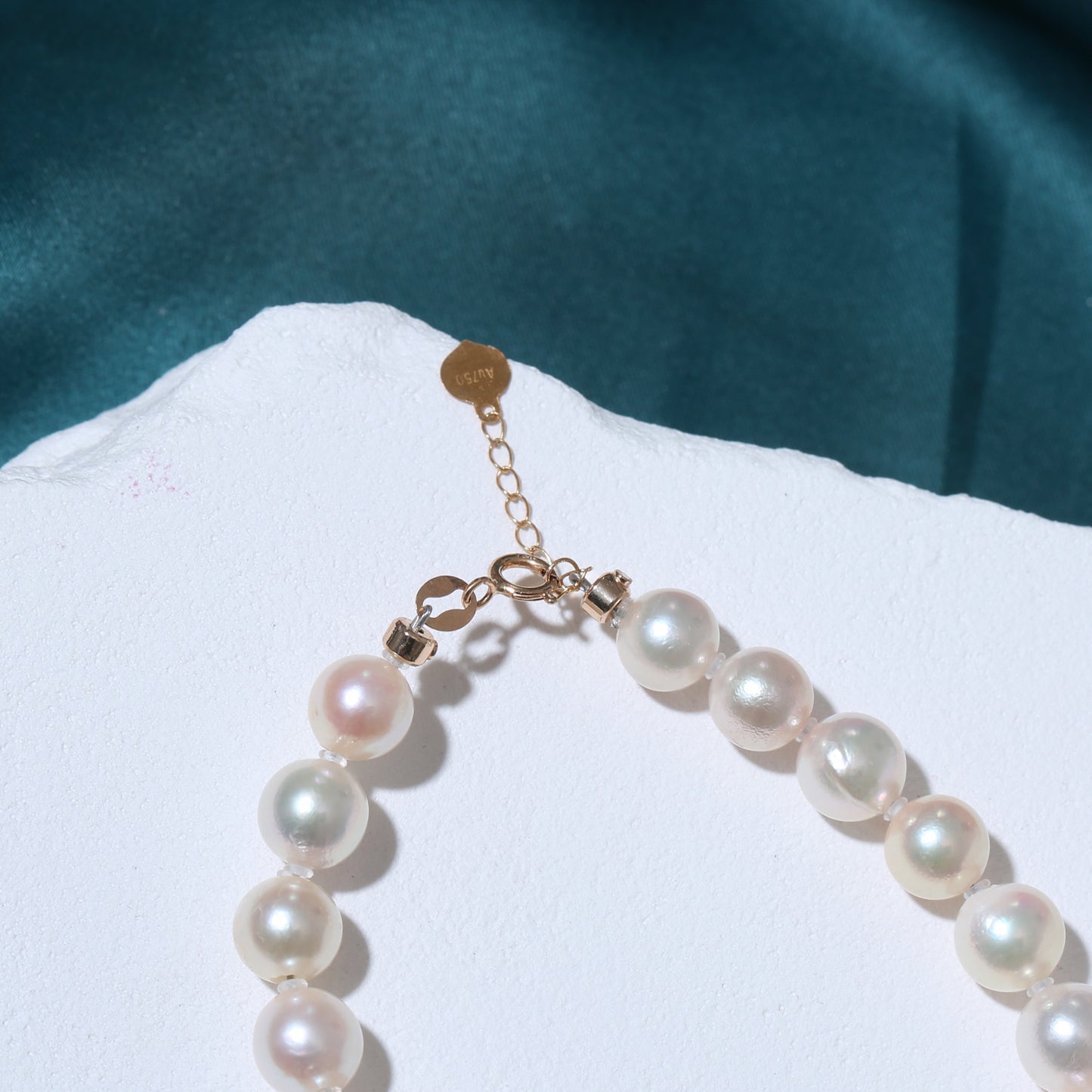 18K Akoya Bracelet